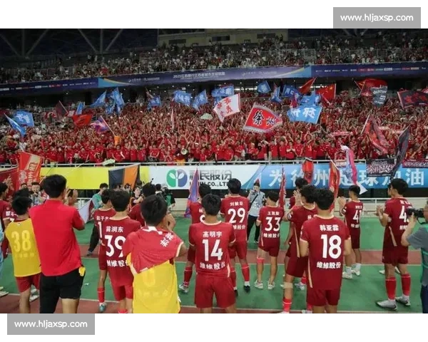 常州战歌燃爆苏超!龙城旋律奏响赛事升级最强音 常州战歌燃爆苏超!龙城旋律奏响赛事升级最强音