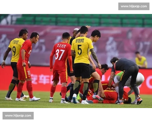 羽毛球击中眼球险致失明！25 岁小伙紧急救治保住视力